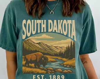 Maglietta Comfort Colors® con bisonte del South Dakota, ideale per escursionismo e come regalo.
