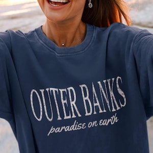 Outer Banks North Carolina Beach Crewneck Sweatshirt Gift, Paradise On Earth Comfort Colors Souvenir