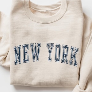 New York Crewneck Sweatshirt Gift, Vintage City Pullover
