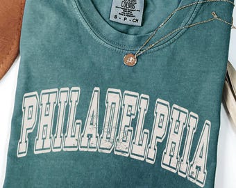 Philadelphia Shirt, Vintage Philly Travel Souvenir Tee