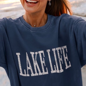 Lake Life Sweatshirt: Comfort Colors Garment-Dyed Crewneck