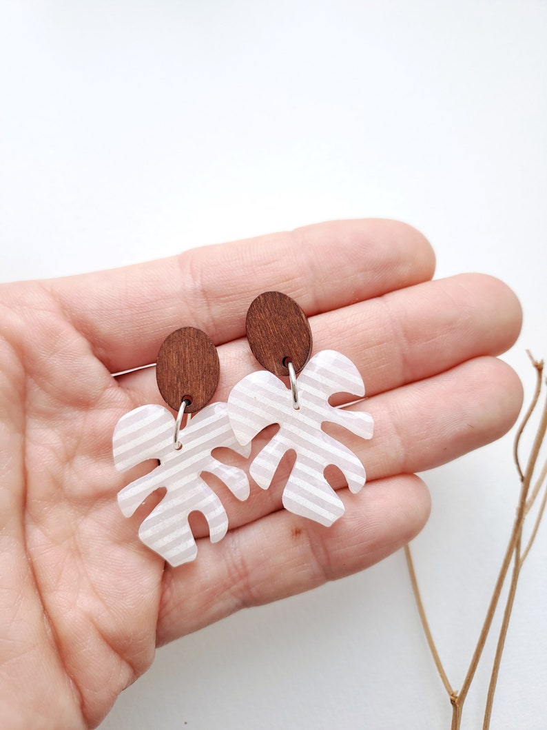 Polymer clay earrings Fimo clay earrings Handmade earrings Original unique and light Feuille