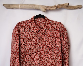 Chemise manche longue 100% coton à motif vintage, imprimé au bloc, ornements géométriques
