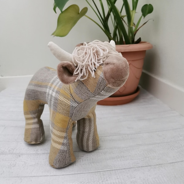 Highland Cow plushie Sewing Pattern