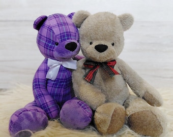 Bailey Bear plysch minnesbjörn sömnadsmönster och handledning i pdf-format för digital nedladdning.