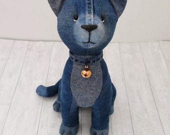 sitting cat sewing pattern and tutorial