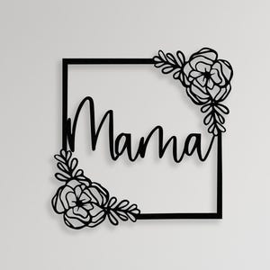 Moderna arte murale in metallo: scultura Floral Mama