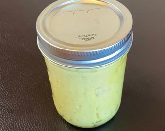 Handmade whipped luxurious mango butter.