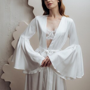 Bridal robe with bell sleeves, White Ivory bridal robe, Silk luxury bridal robe, Long romantic bridal robe, Wedding getting ready outfit, Long sleeve bridal robe, Wedding dressing gown