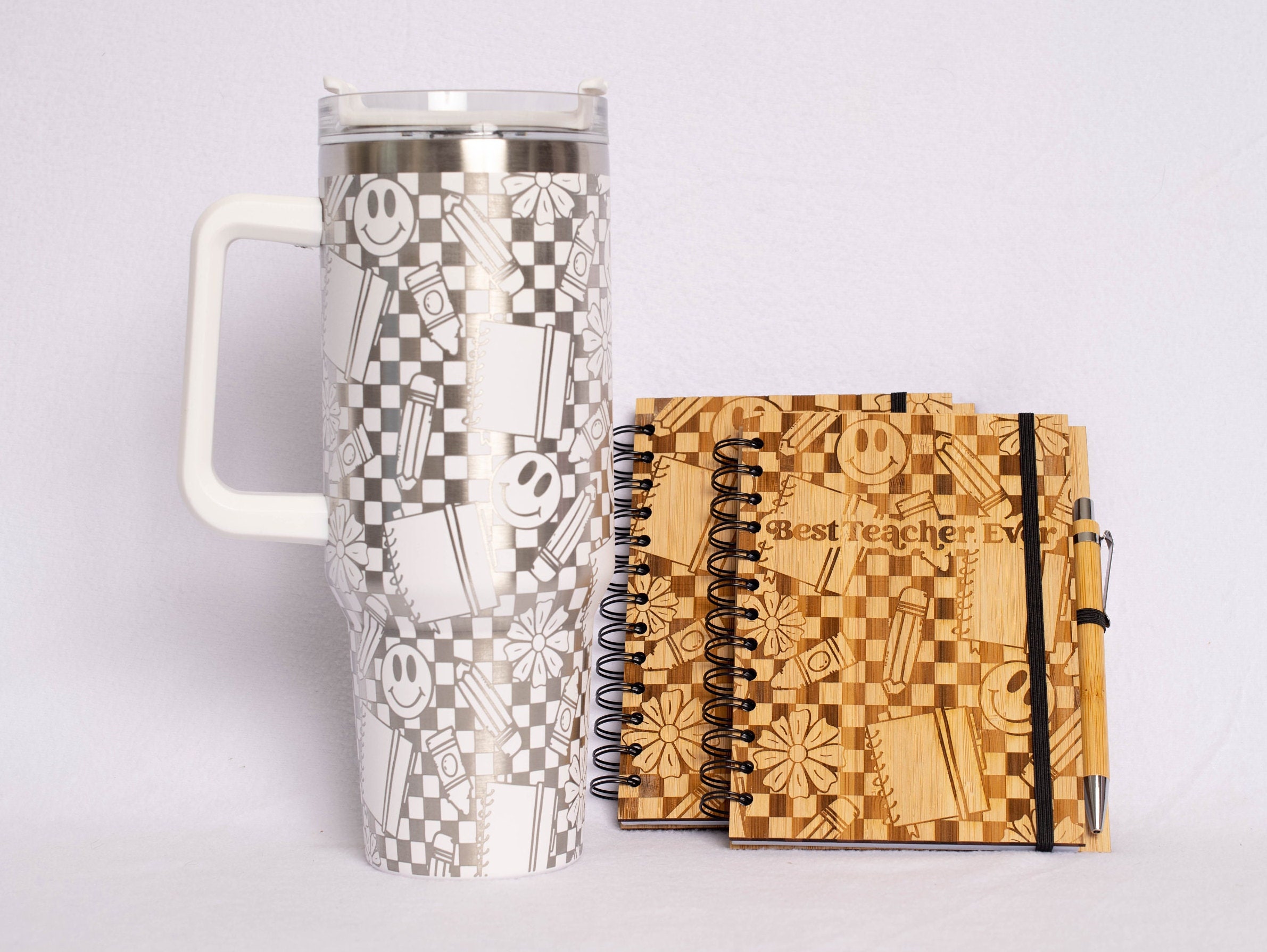 Regalos de agradecimiento a los maestros, vasos personalizados para maestros de 40 onzas, tazas para maestros grabadas personalizadas con asas y pajitas, cuaderno para maestros