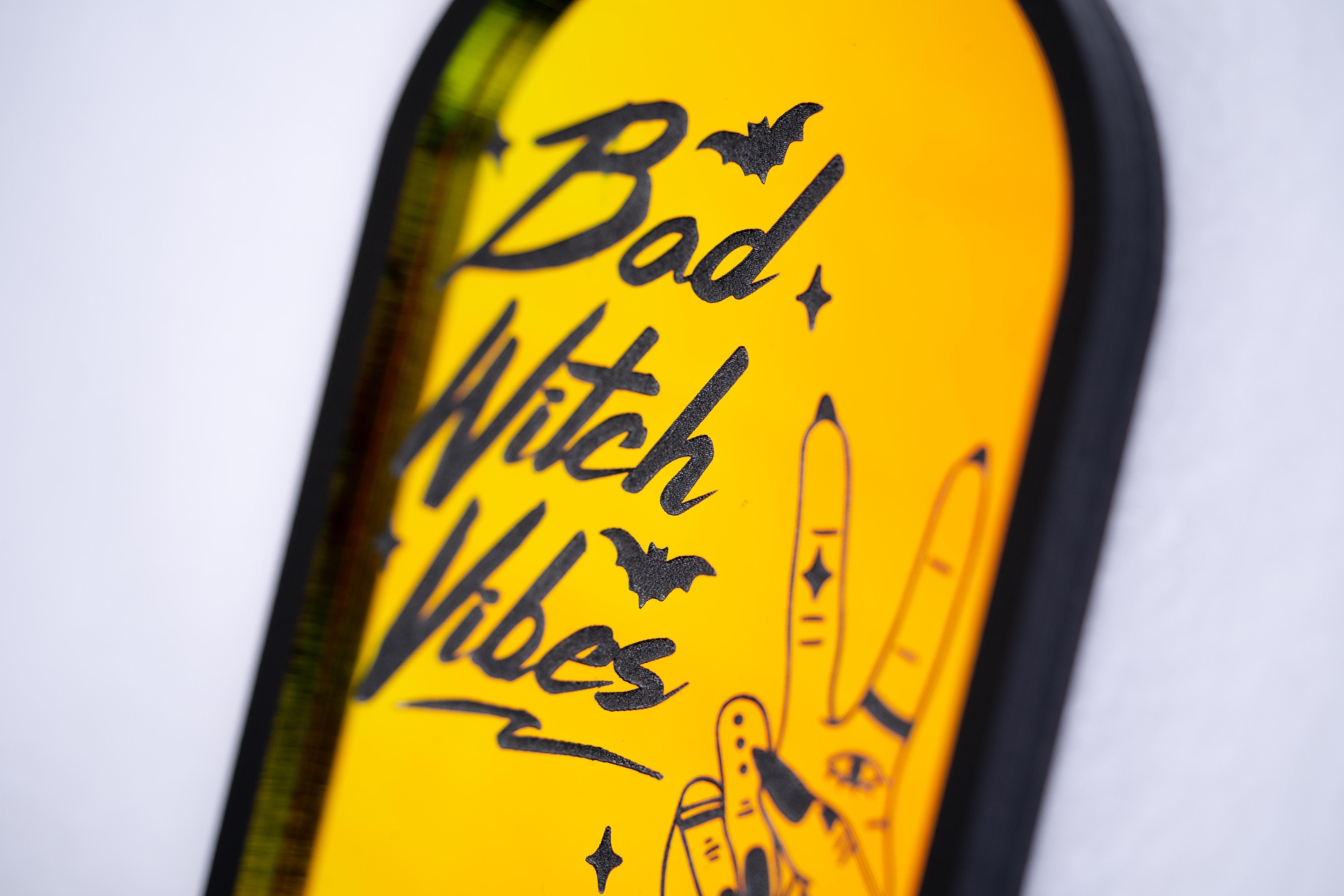 Bad Witch Vibes Halloween Bogen Zeichen, Witchy Vibe Gruselige Halloween Dekoration, Magische Spirituelle Moderne Halloween Dekoration