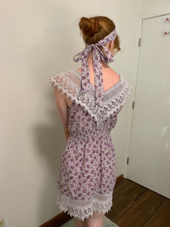 Purple Floral Button Up Dress w/ Lace Collar & Tr… - image 5