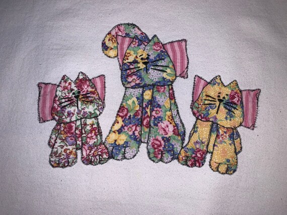 Vintage 1980s Hand-Stitched Floral Quilted Kitten… - image 5