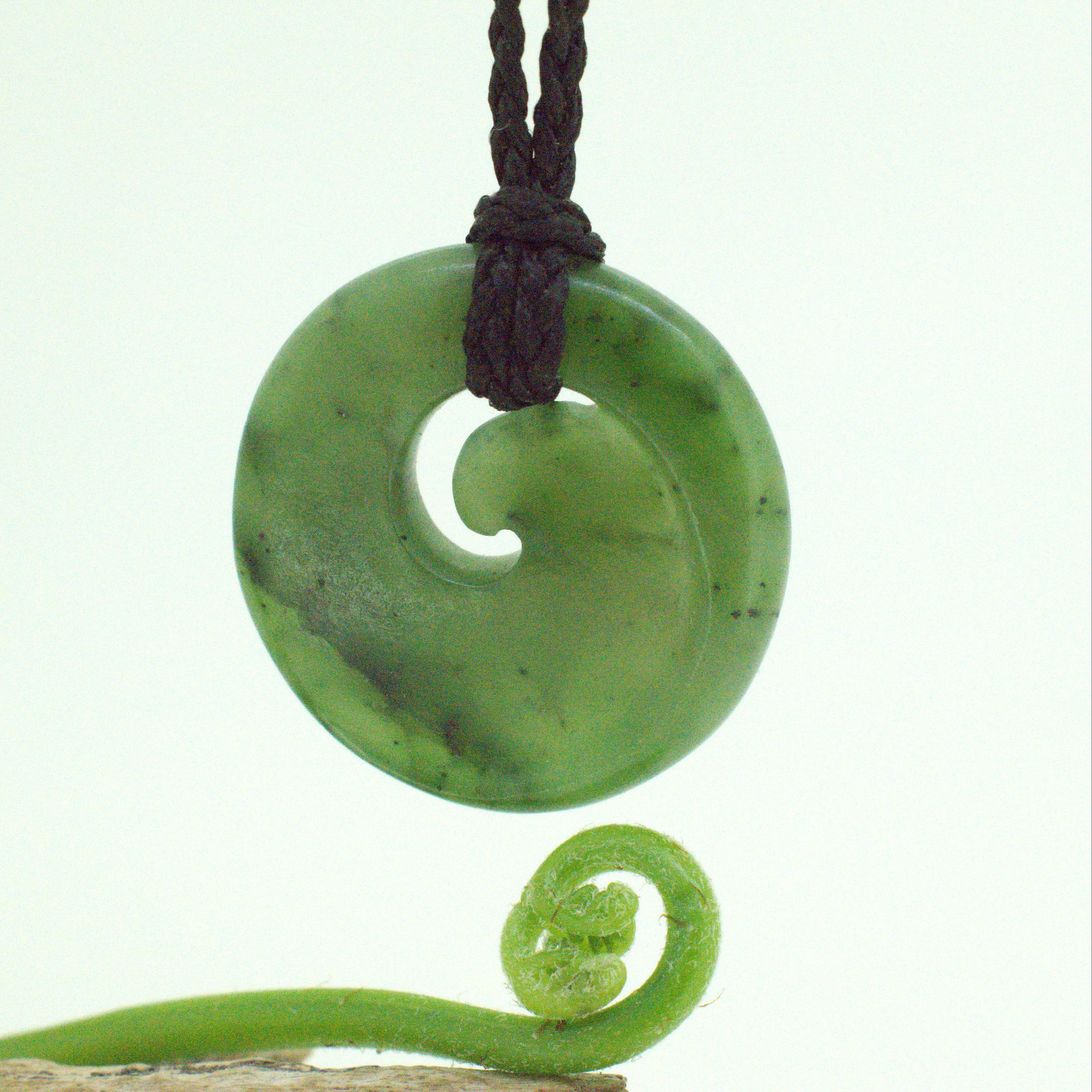 Pounamu stone - Etsy 日本 Pounamu stone - Etsy 日本