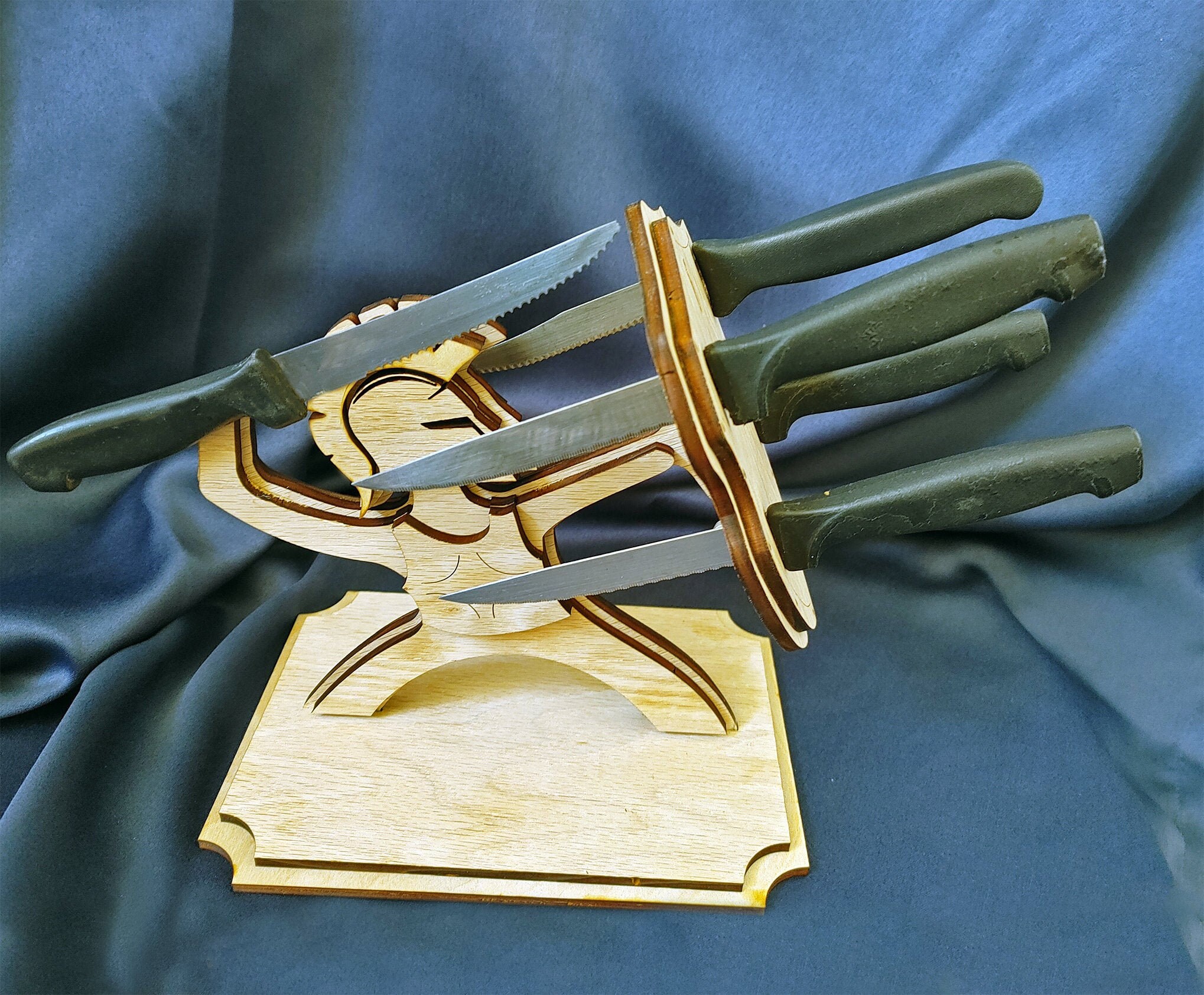 Warrior Knife Rack SVG Deluxe Spartan Warrior Knife Block conjunto de pantalla de soporte ...