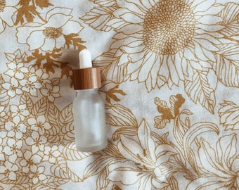 glass serum bottle, frosted glass dropper bottle, bamboo top, essential oils, 15 ml glass bottle with bamboo top