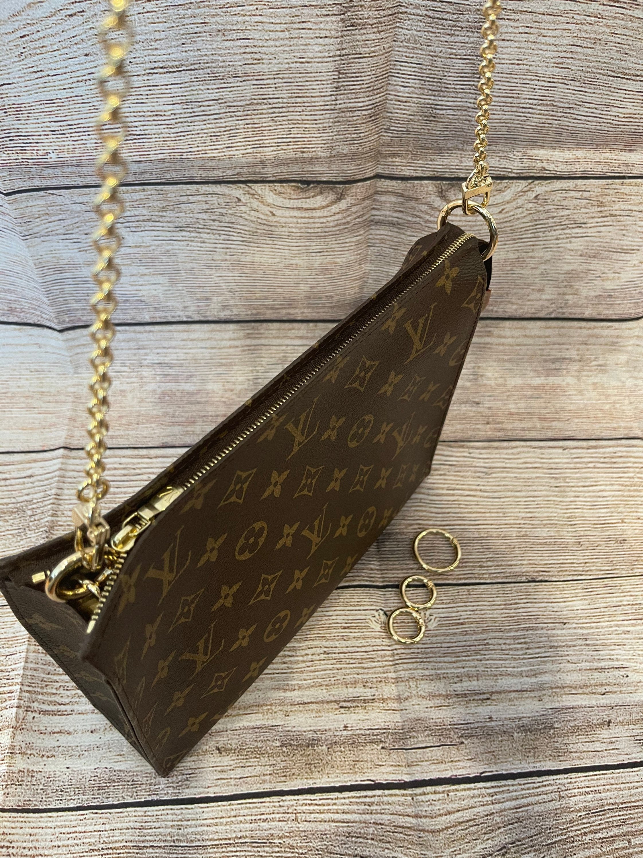 lv toiletry pouch 26 with chain