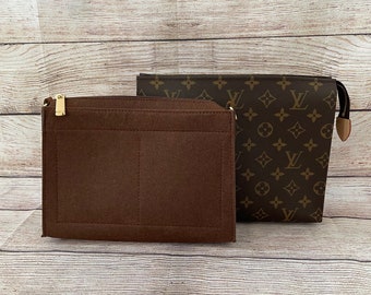 LV LV Unisex Toiletry Pouch 26 Monogram Canvas-Brown in 2023