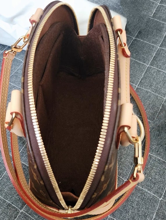 Does anyone have a organiser for the Alma bb and think it's worth the  price? : r/Louisvuitton