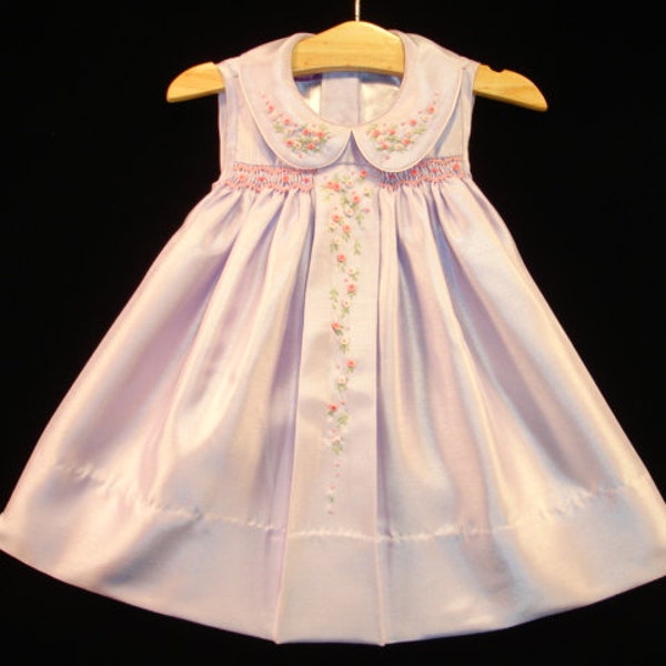 NEUE Boutique Design Hand bestickt gesmoktes Kleid Kinder Baby Mädchen Weiche Süße LILA LAVENDEL Ciao Bebe