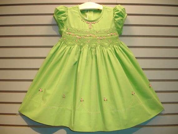 NEW Boutique Design Hand Embroidered Smocked Dress Children Baby Girl GREEN Ciao Bebe - Etsy Israel NEW Boutique Design Hand Embroidered Smocked Dress Children Baby Girl GREEN Ciao Bebe - Etsy Israel