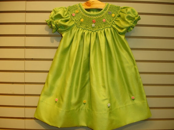New Boutique Design Hand Embroidered Bishop Smocked Dress Children Baby Girl Butterfly Green Ciao Bebe