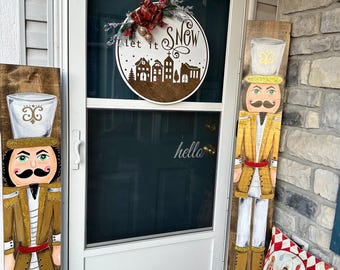 Letrero de madera con forma de cascanueces para porche, pintado a mano: decoración rústica navideña