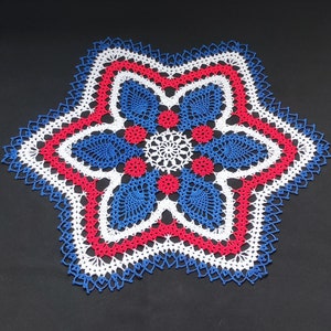pineapple red blue white round crochet doily 21,6 inches-handmade decor-4th of July napkin-crochet doilies-independence day gift