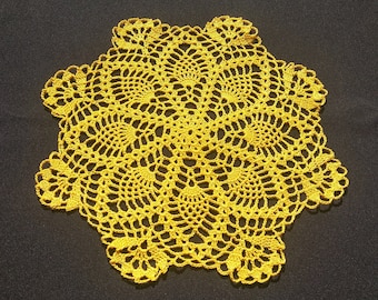 pineapple yellow round crochet doily 11,4"-handmade decor- yellow napkin-yellow doilies-crochet doilies-tablecloth