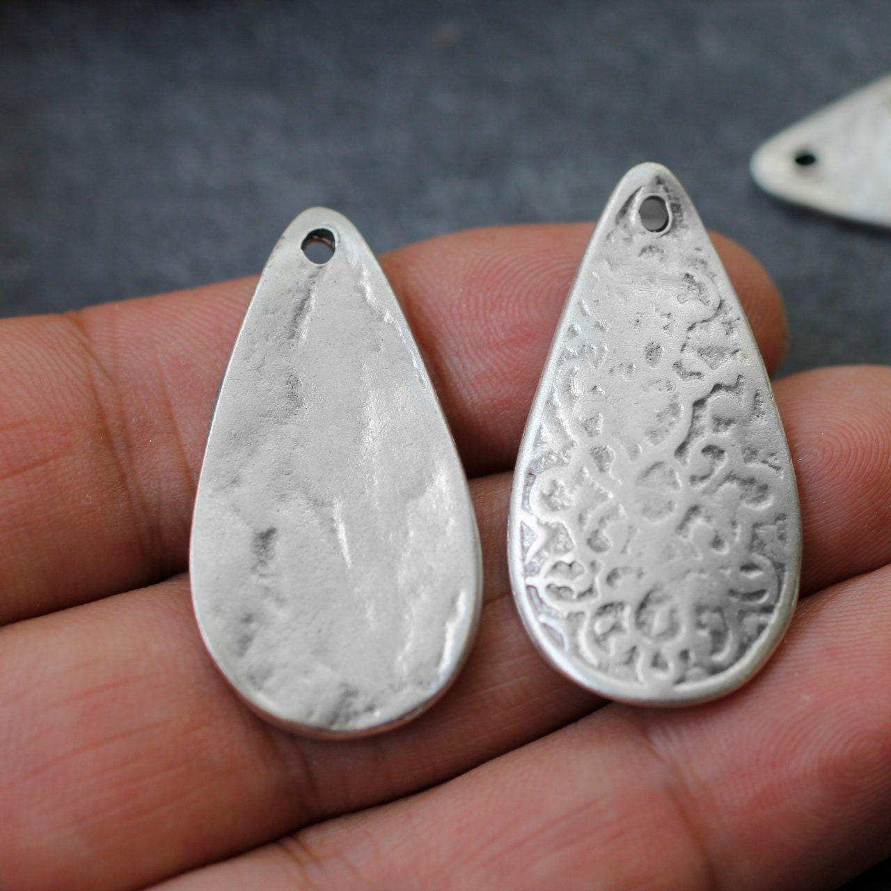 Pendants Jewelry Making Supply Earrings Pear Shaped Silver Charms Pear Pendants 5 Drop Charms Teardrop Earrings Charms ZE115 AS
