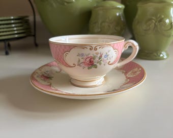 Filiżanka do herbaty i spodek Myott Staffordshire Rose Vintage Floral - wzór Staffordshire Rose Pink