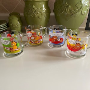 Garfield by Jim Davis Glasses - Mugs McDonalds