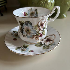 Royal Albert Vintage Teacup and Saucer - Fine Bone China