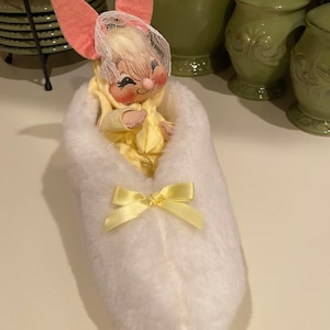 Collectible Vintage Annalee Baby Bunny- 1992