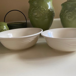 Pfaltzgraff Tea Rose Vegetable Vintage Bowls - Set of 2