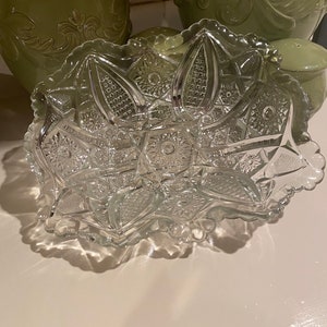 EAPG Indiana Glass #123 Serving Bowl - 1900&#39;s