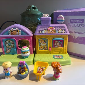 2013 Fisher Price Easter Surprise Toy