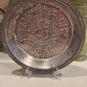 Vintage Mrs Smith Mello Rich Pie Tin