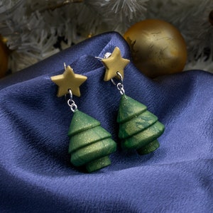 Christmas Tree Earrings | Glittery Green and Gold