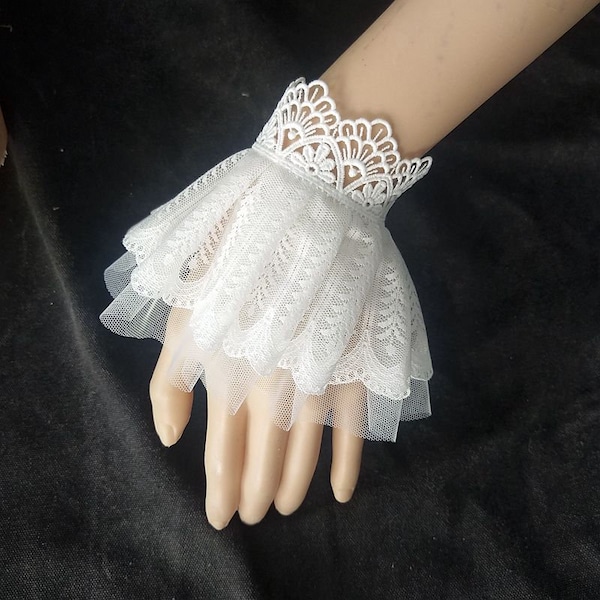 White Lace Cuff Bracelet,White Bracelet,Lace Wrist Cuff, Ruffled Lace Cuff Bracelet,Gothic Cuffs,A pair of white Princess Sleeves
