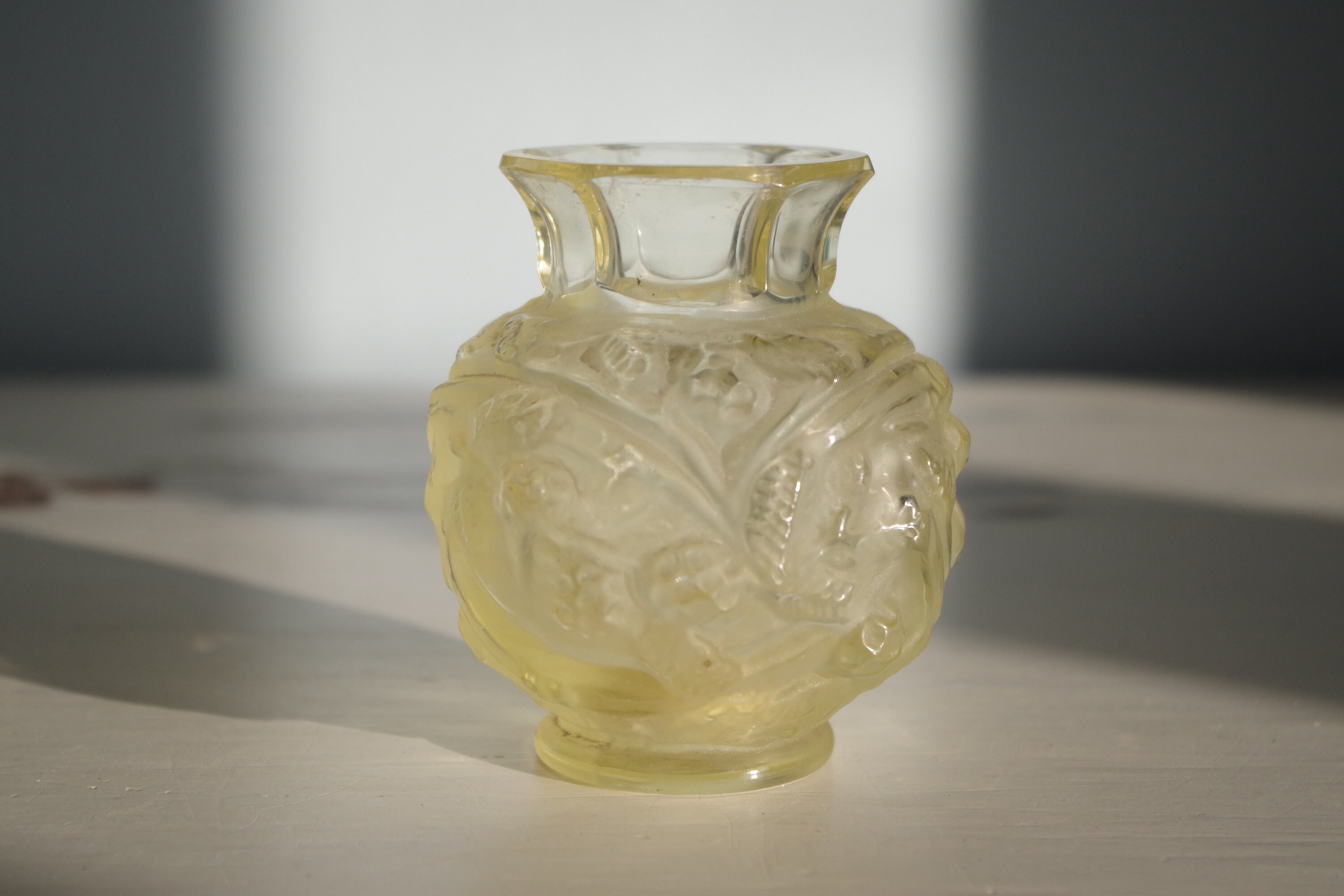 Czechoslovakia vase - Etsy 日本