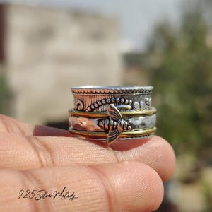 Honey Bee Spinner Ring | Silver Brass Spinner Ring | Hammered Spin Ring | Silver Band Ring | Designer Spinner Ring | Meditation Ring | Gifts