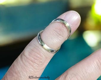 Finger Joint Ring, Special Ring For Pain Relief, Splint Ring, Swan Neck Splint For Dip Joint, Sterling Silver Swan Ring, Silver Splint Ring