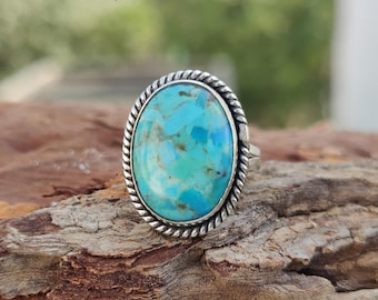 Handcrafted Kingman Turquoise Ring: 925 Sterling Silver