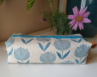 Boxy bag, pencil case, pencil case self-sewn from canvas and oilcloth