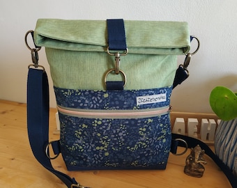 Rucksack-Tasche, Backpack, Schultertasche aus Canvas und Kunstleder, Reißverschluss, Gurtband