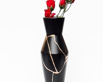 Vaso decorativo Kintsugi nero alto 23 cm - Regalo di Natale perfetto - Nero con decorazioni dorate