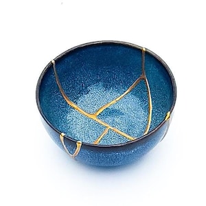 大きなミッドナイトブルーの金継ぎボウル - 金継ぎホーム