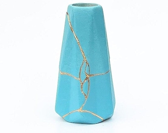 Sky Blue Kintsugi Vase (Perfect Valentine's Day or Birthday Gift) - Ceramic- Light Blue & Gold - Kintsugi Flowers - Kintsugi Pottery