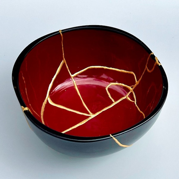 Red Kintsugi Bowl - Red, Gold & Black - Perfect Gift -  Japanese Bowl- Kintsugi Pottery - Wabi Sabi - Valentine's Day Gift -Present